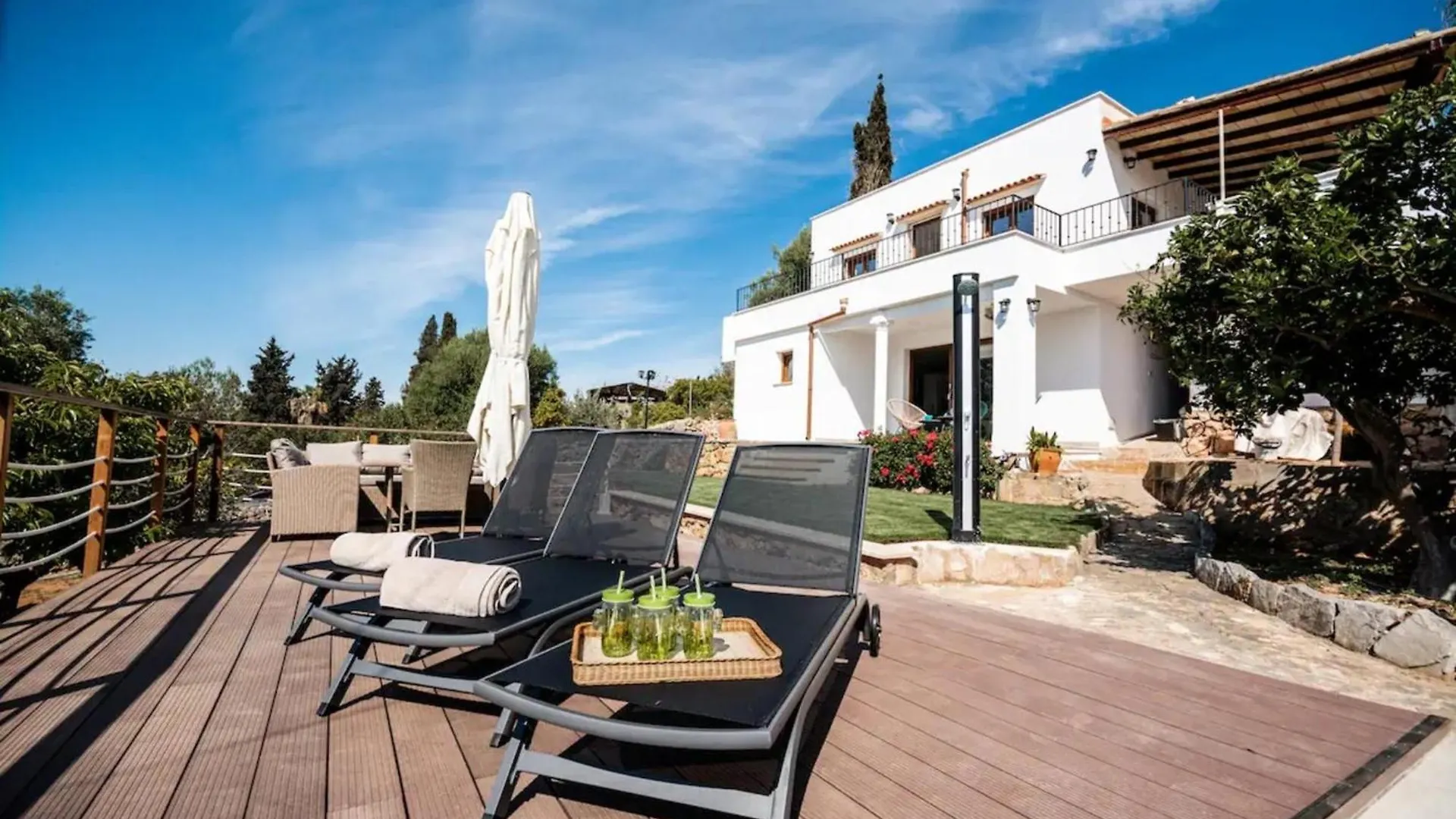 Villa Ines Búger